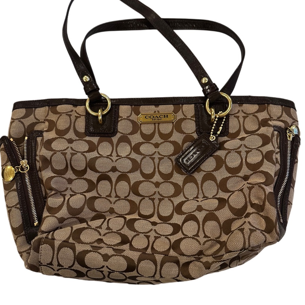 Coach Gallery Signature Zip Tote